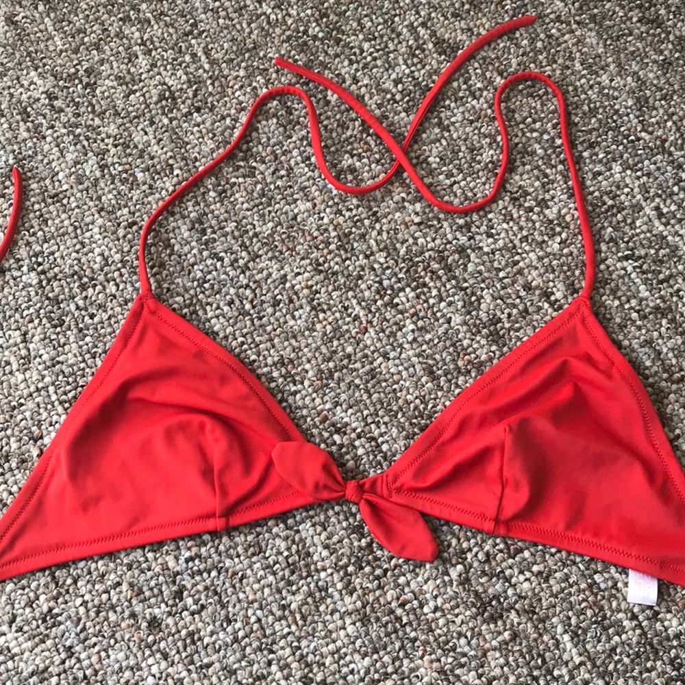 Victoria’s Secret bikini top